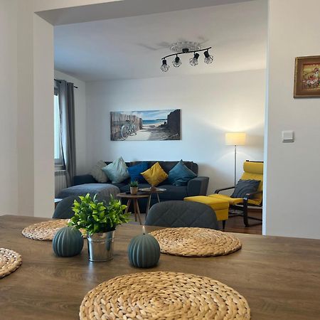 בלצ'יק Kakavanen'S Sea View Apartment מראה חיצוני תמונה