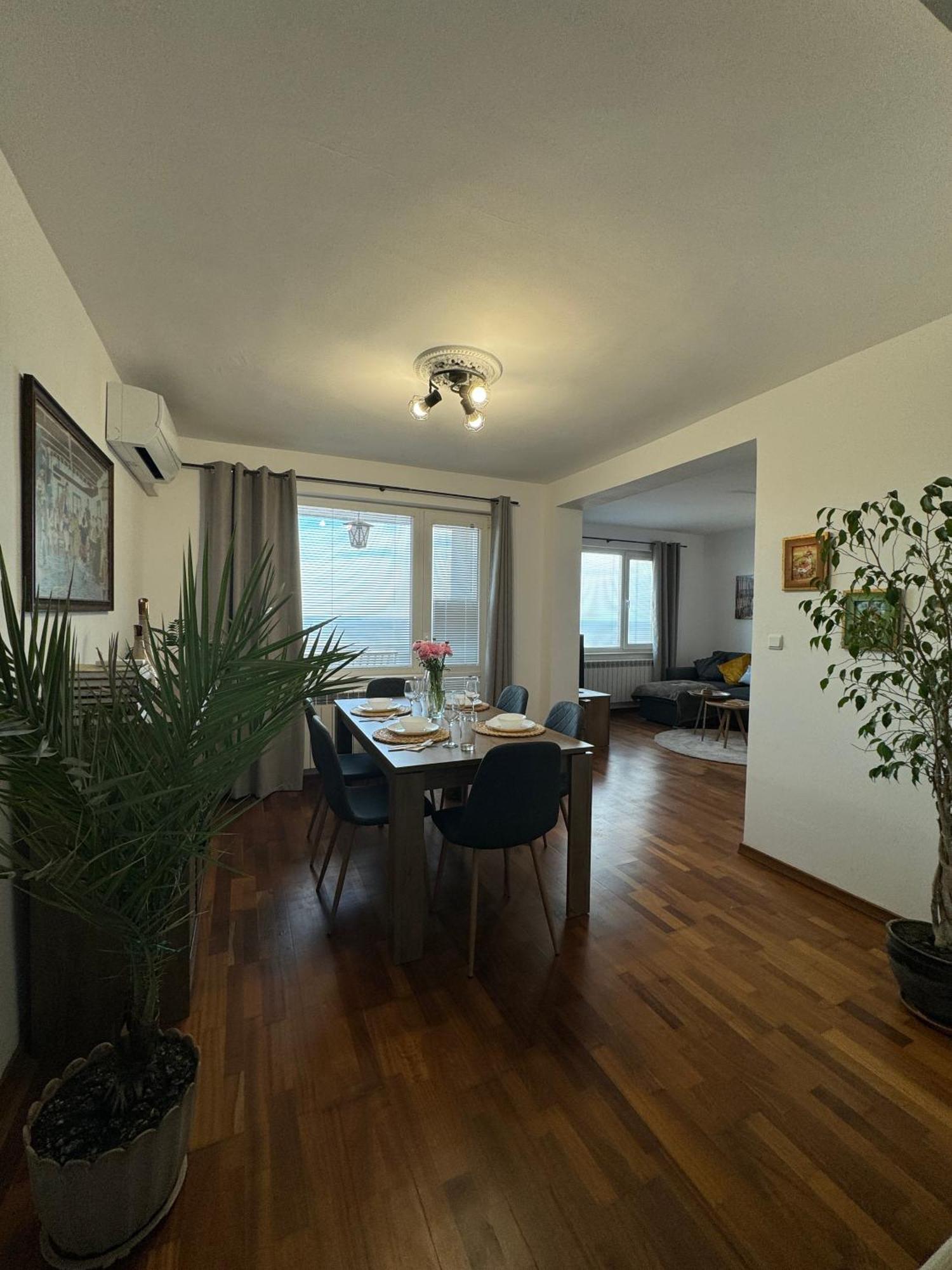 בלצ'יק Kakavanen'S Sea View Apartment מראה חיצוני תמונה